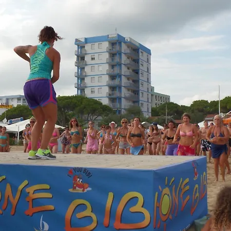Ferienhaus Fuer 6 Personen Ca 50 Qm In Bibione, Adriakueste Italien Und Umgebung - B62961 Feriehus